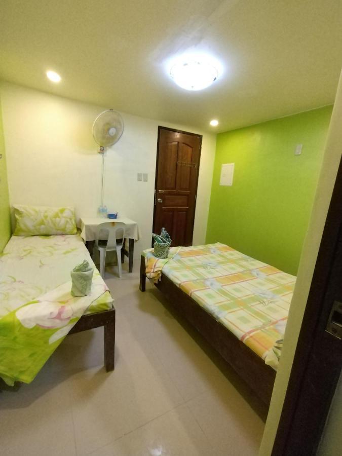 Joyful Guest House เอลนิโด ภายนอก รูปภาพ