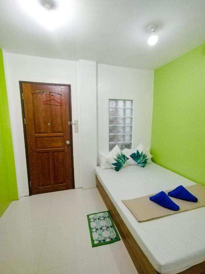 Joyful Guest House เอลนิโด ภายนอก รูปภาพ