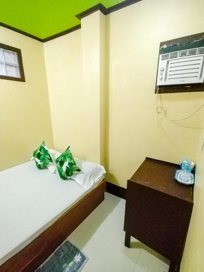 Joyful Guest House เอลนิโด ภายนอก รูปภาพ