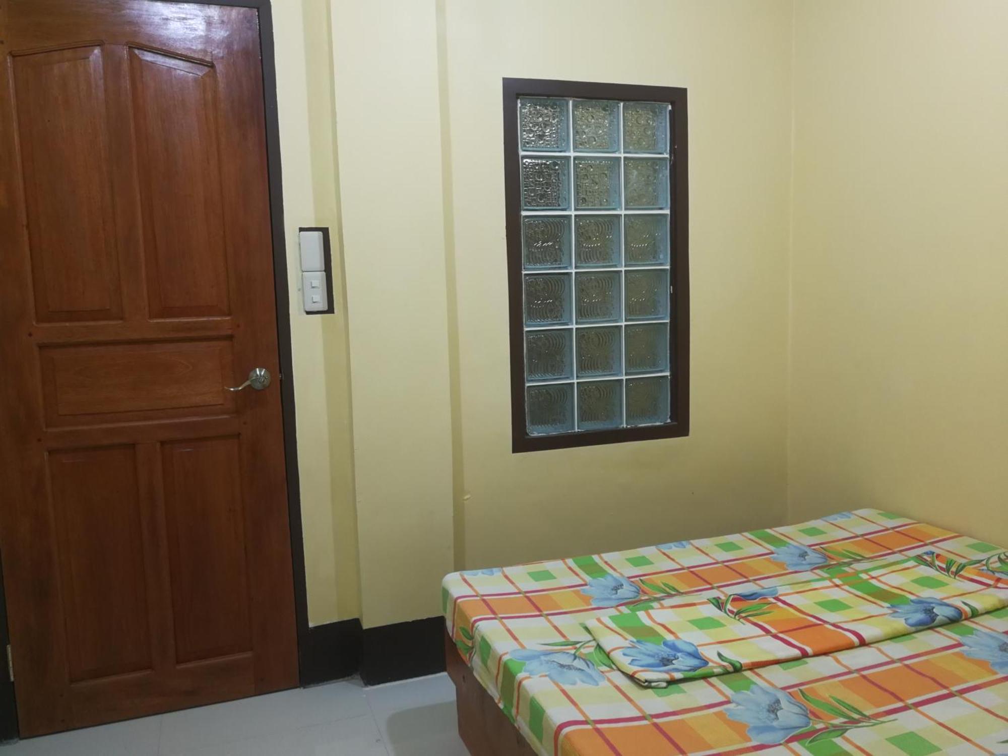 Joyful Guest House เอลนิโด ภายนอก รูปภาพ