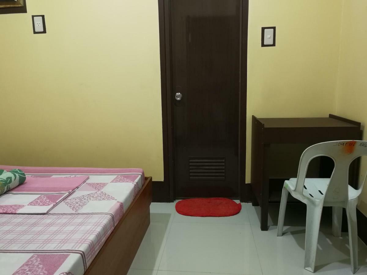Joyful Guest House เอลนิโด ภายนอก รูปภาพ