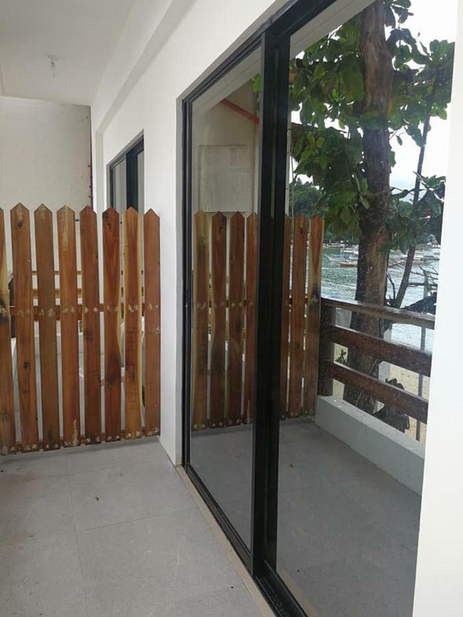 Joyful Guest House เอลนิโด ภายนอก รูปภาพ